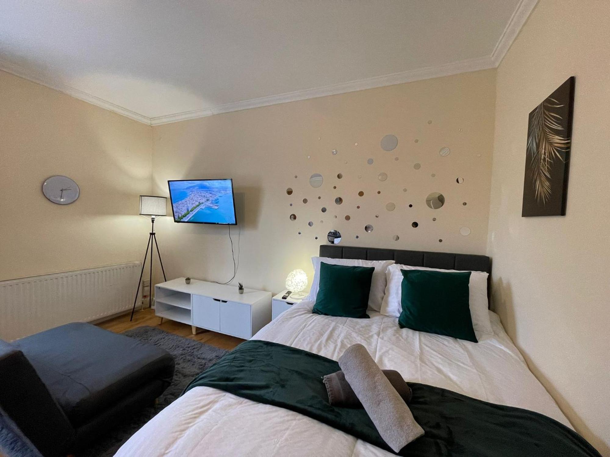 The Islington Hub Apartment London Exterior photo
